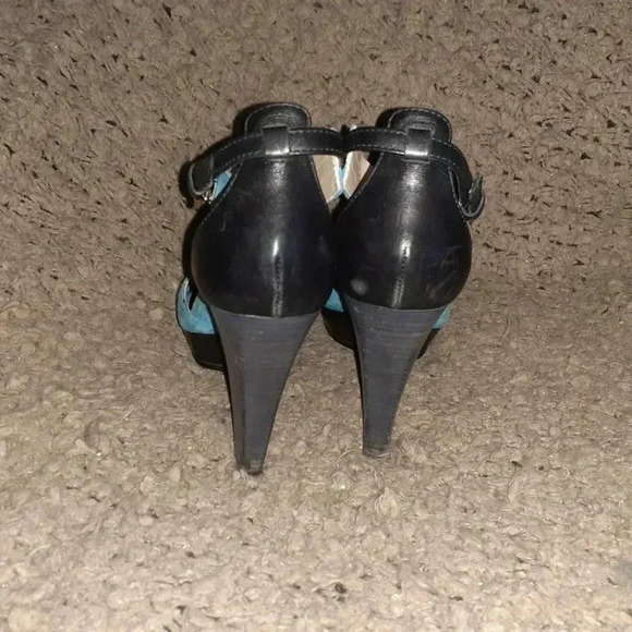 TOD'S-Blue Suede/Black Leather-T-Strap Platform Sandals-Sz 38A-Near Mint - Picture 6 of 8